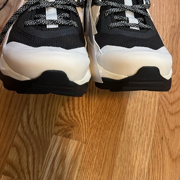 Salomon Elixir Gore-Tex Size 8 NWT - Picture 10 of 14